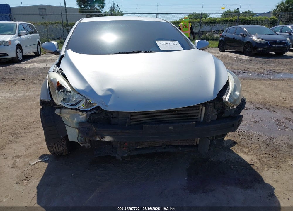2016 HYUNDAI ELANTRA VIN: KMHDH4AE1GU575797