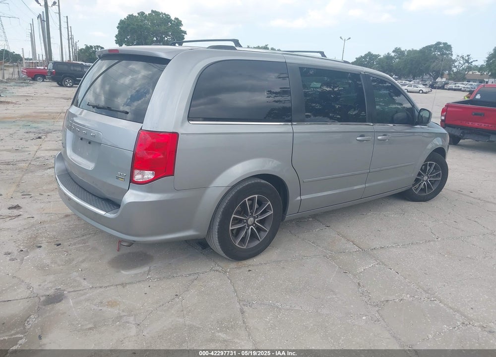 2017 DODGE GRAND CARAVAN SXT VIN: 2C4RDGCG1HR580597
