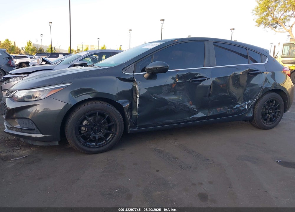 2017 CHEVROLET CRUZE VIN: 3G1BE6SM6HS616702