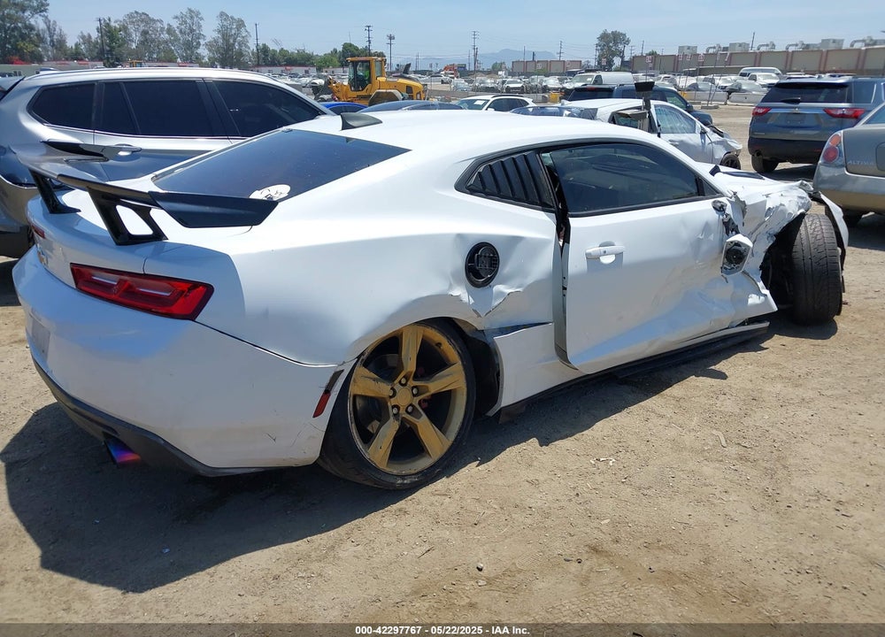 2018 CHEVROLET CAMARO VIN: 1G1FA1RX7J0147004