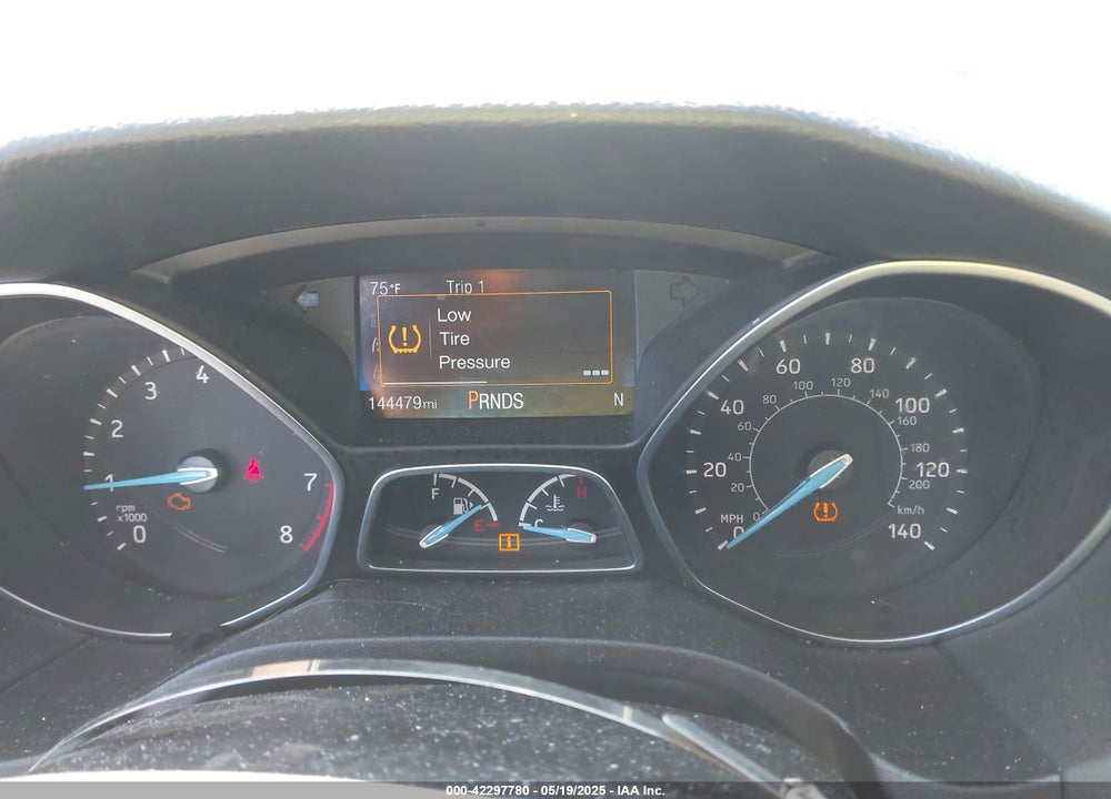 2018 FORD FOCUS VIN: 1FADP3N24JL279449