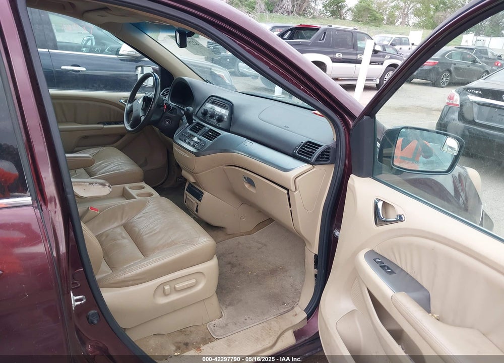 2008 HONDA ODYSSEY EX-L VIN: 5FNRL38788B085832