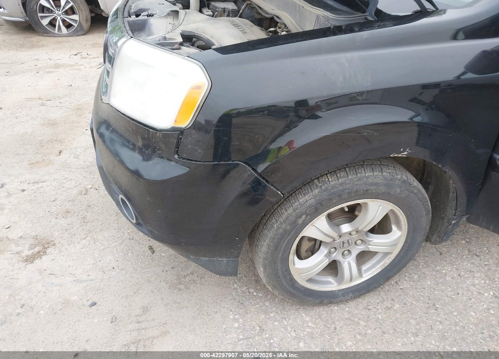 2013 HONDA PILOT VIN: 5FNYF4H61DB004406