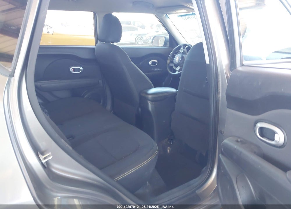 2015 KIA SOUL VIN: KNDJP3A5XF7218037