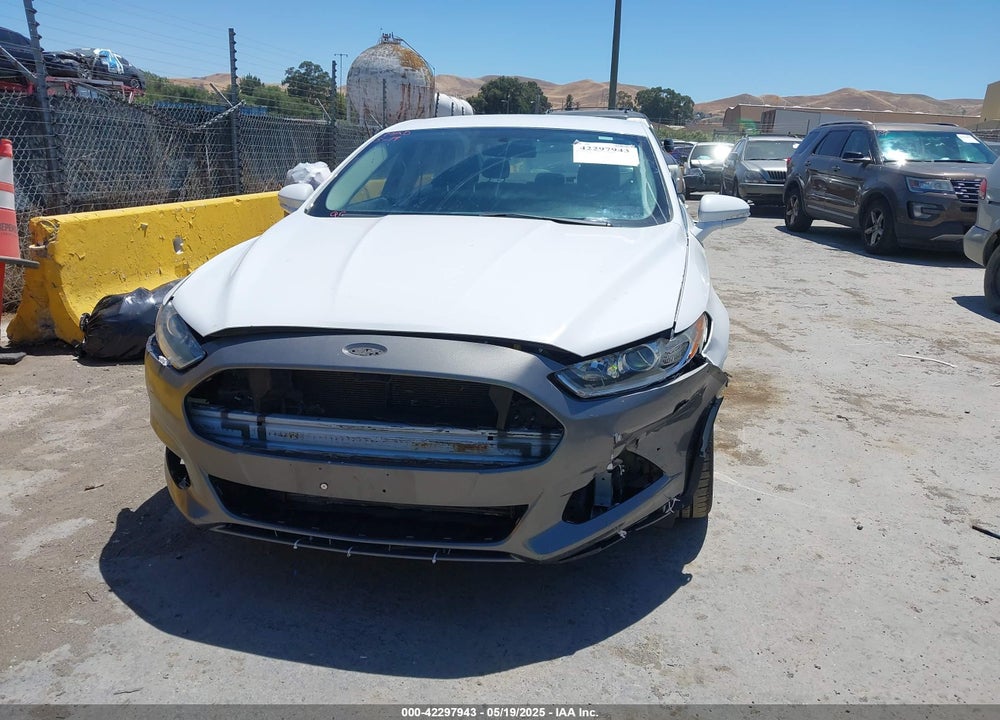 2013 FORD FUSION SE VIN: 3FA6P0HR1DR263408