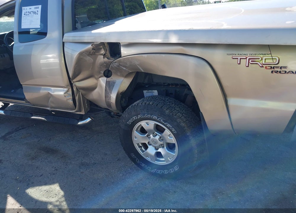2005 TOYOTA TACOMA PRERUNNER V6 VIN: 5TETU62N35Z025107