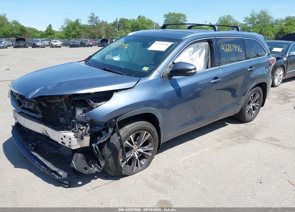 2016 TOYOTA HIGHLANDER VIN: 5TDJKRFH4GS250123