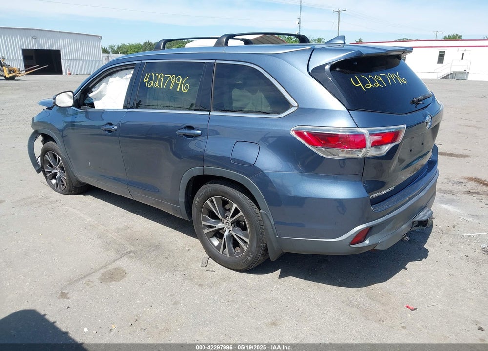 2016 TOYOTA HIGHLANDER VIN: 5TDJKRFH4GS250123