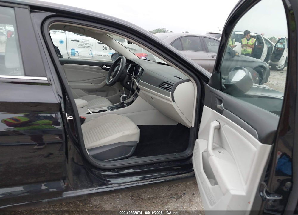 2024 VOLKSWAGEN JETTA VIN: 3VW5M7BU7RM014472
