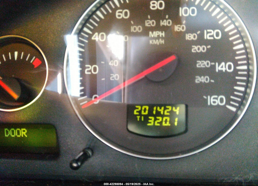 2006 VOLVO XC70 VIN: YV4SZ592661208724