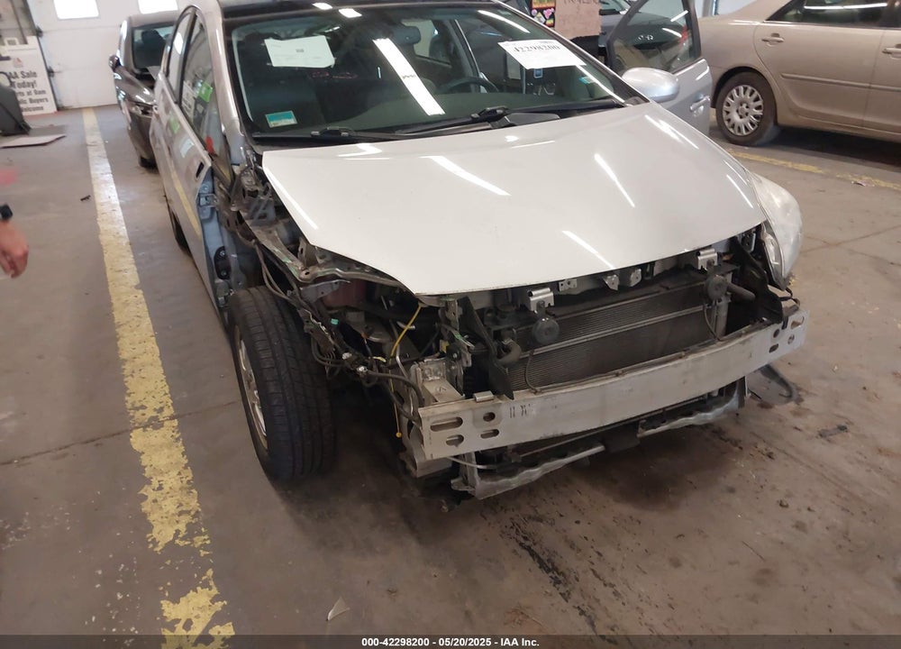 2010 TOYOTA PRIUS IV VIN: JTDKN3DU1A0105933