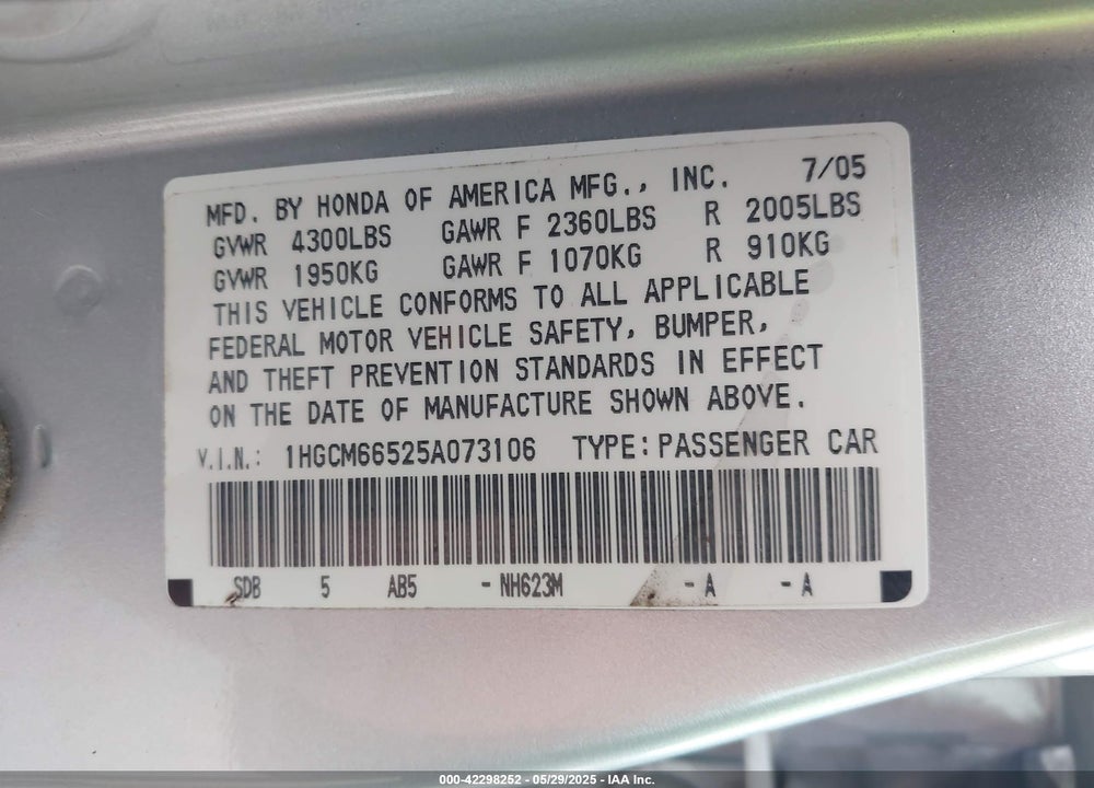 2005 HONDA ACCORD 3.0 EX VIN: 1HGCM66525A073106