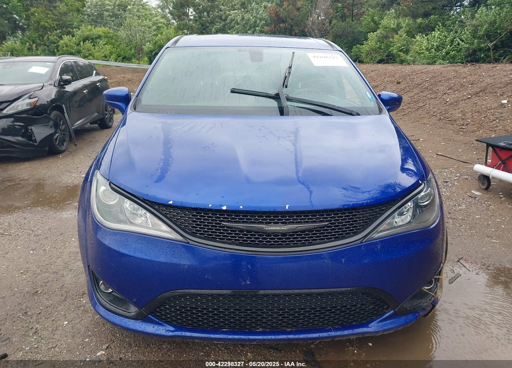 2018 CHRYSLER PACIFICA VIN: 2C4RC1FG9JR228594