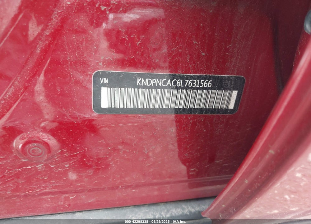 2020 KIA SPORTAGE VIN: KNDPNCAC6L7631566