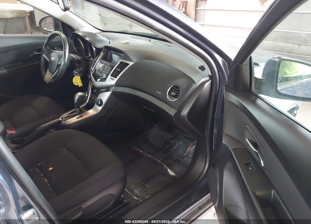 2014 CHEVROLET CRUZE 1LT AUTO VIN: 1G1PC5SBXE7207438