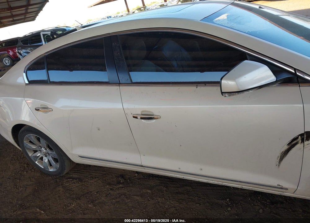 2010 BUICK LACROSSE CXS VIN: 1G4GE5GV0AF284805