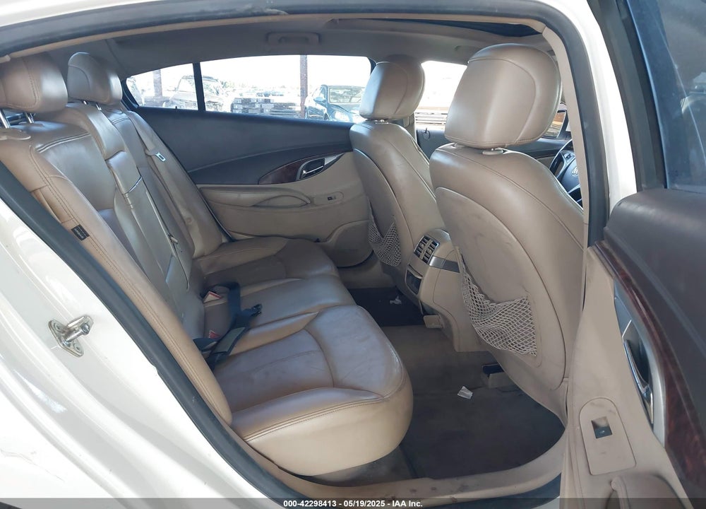 2010 BUICK LACROSSE CXS VIN: 1G4GE5GV0AF284805