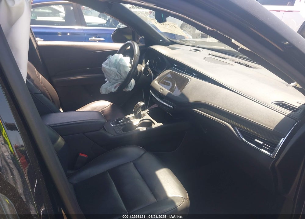 2019 CADILLAC XT4 SPORT VIN: 1GYFZER40KF181792