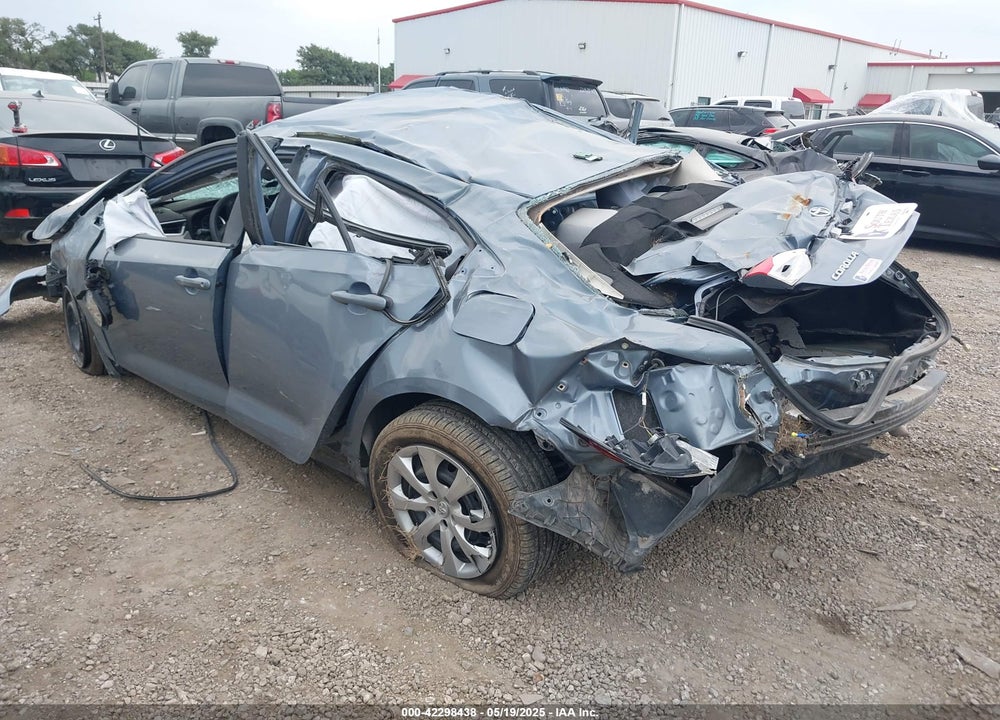 2020 TOYOTA COROLLA LE VIN: 5YFEPRAE3LP107621