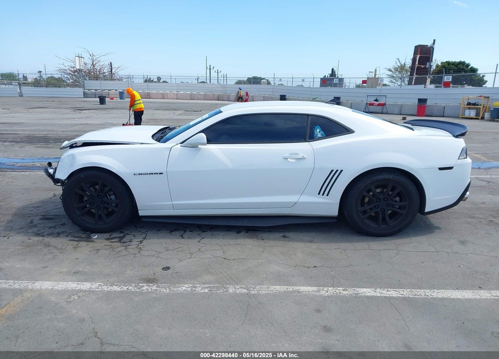 2015 CHEVROLET CAMARO 2LS VIN: 2G1FB1E37F9233894
