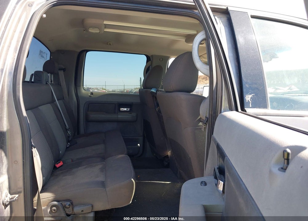2004 FORD F-150 XLT VIN: 1FTRW12W54KC90484