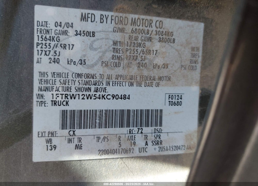 2004 FORD F-150 XLT VIN: 1FTRW12W54KC90484