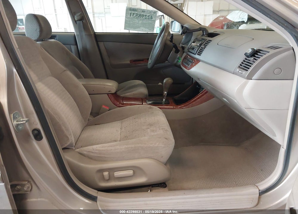 2002 TOYOTA CAMRY VIN: JTDBE32K020068151