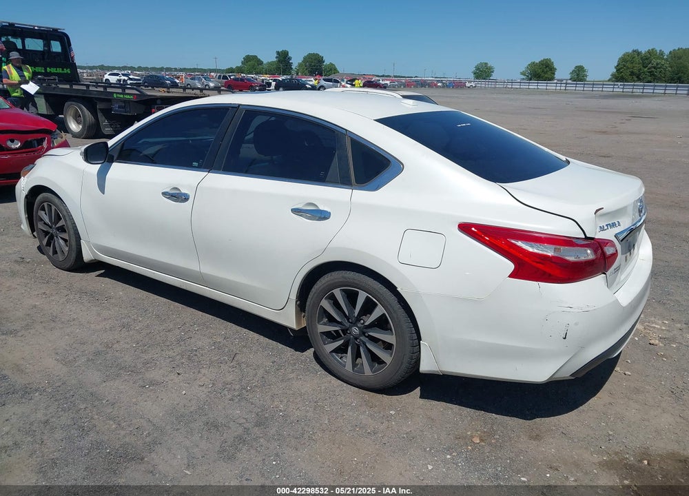 2016 NISSAN ALTIMA 2.5 SL VIN: 1N4AL3AP5GC184388