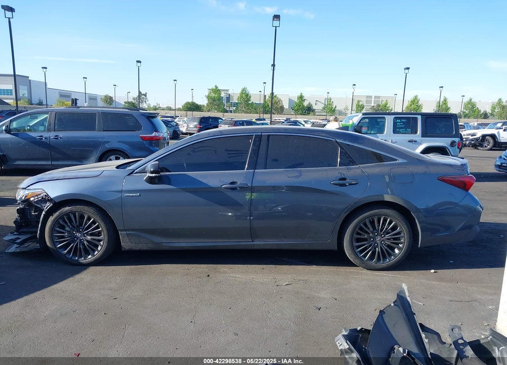2019 TOYOTA AVALON HYBRID XSE VIN: 4T1B21FB9KU004444