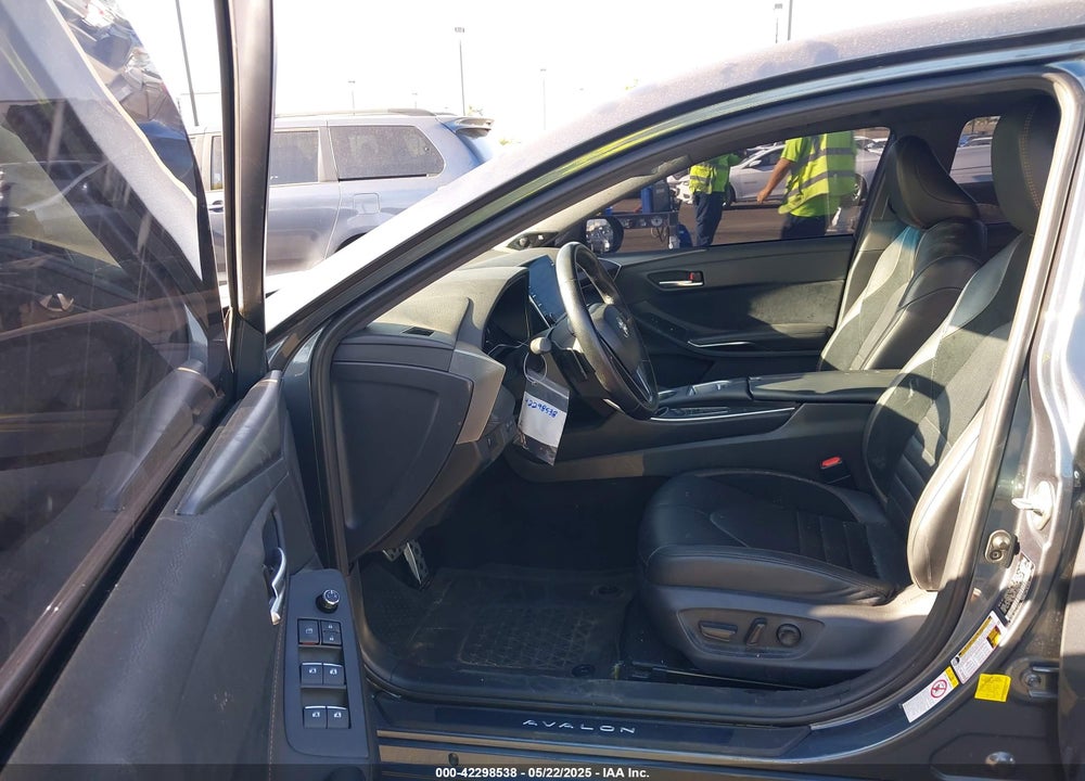 2019 TOYOTA AVALON HYBRID XSE VIN: 4T1B21FB9KU004444