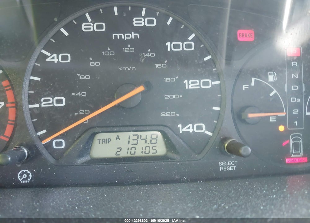 2004 HONDA ODYSSEY LX VIN: 5FNRL18554B021938