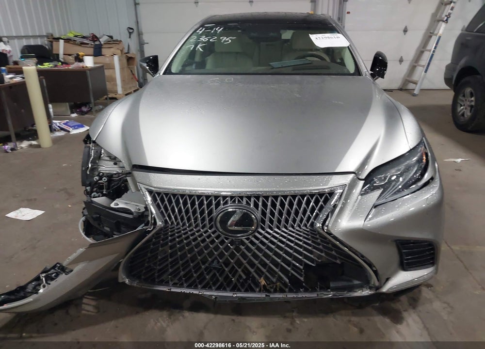2018 LEXUS LS 500 VIN: JTHC5LFF2J5002024