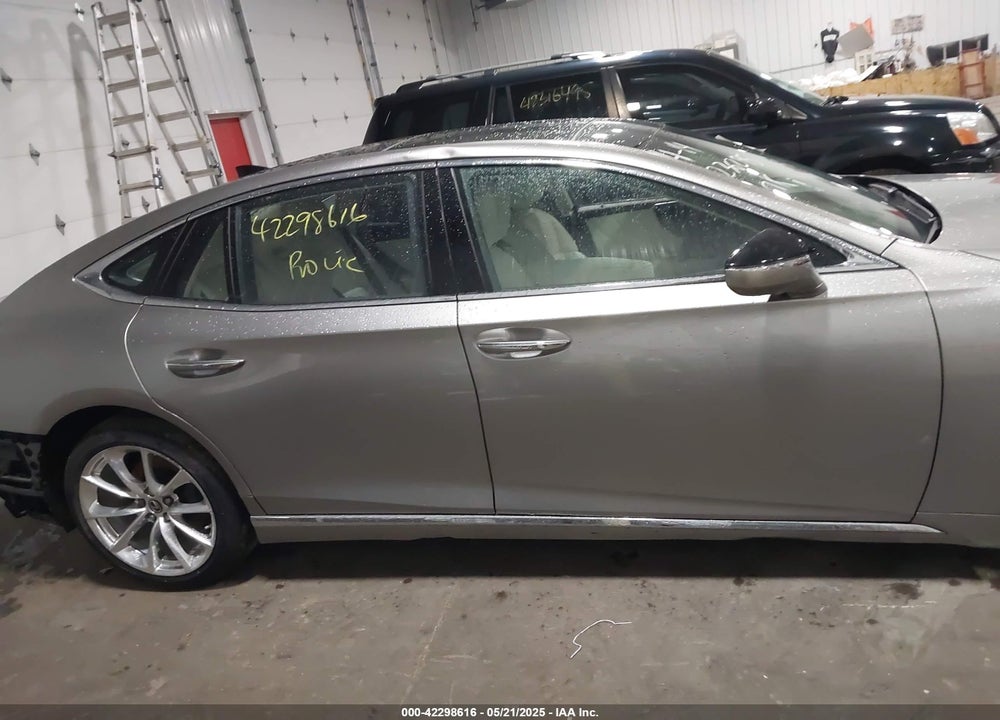 2018 LEXUS LS 500 VIN: JTHC5LFF2J5002024