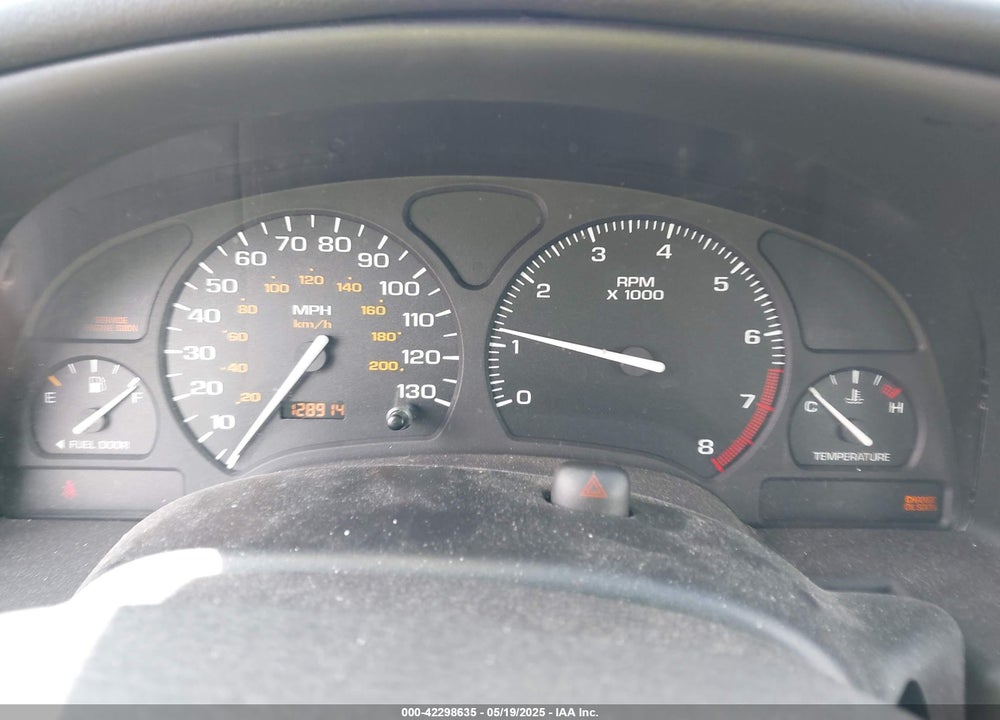 2002 SATURN S-SERIES VIN: 1G8ZK527X2Z250900