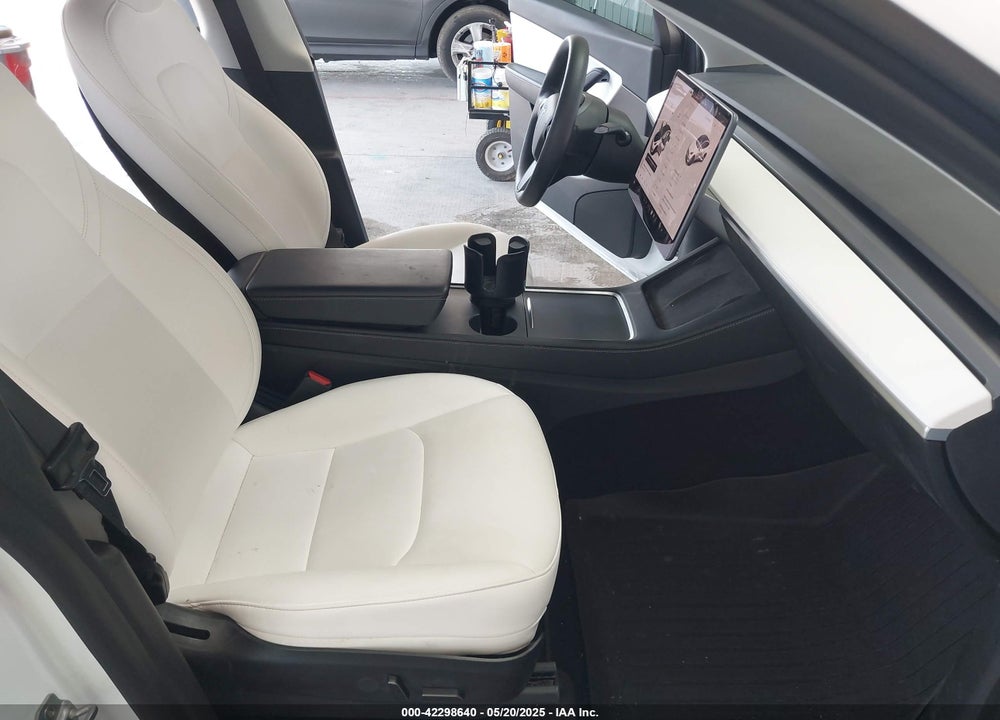 2021 TESLA MODEL Y VIN: 5YJYGAEE6MF202406