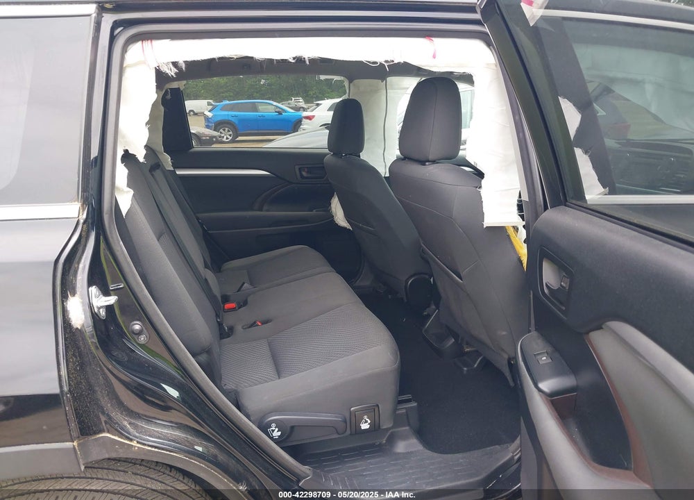 2017 TOYOTA HIGHLANDER VIN: 5TDBZRFH1HS441774