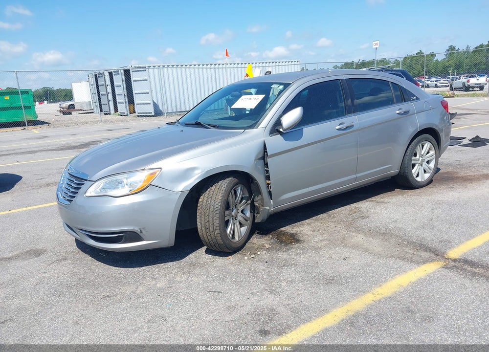 2013 CHRYSLER 200 VIN: 1C3CCBBB9DN542645