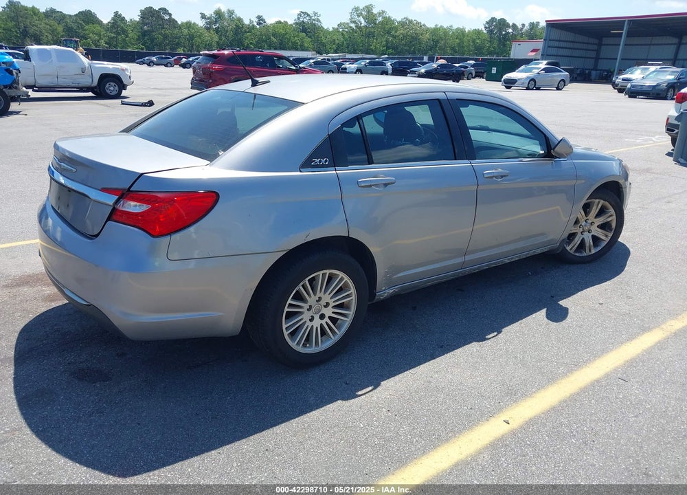 2013 CHRYSLER 200 VIN: 1C3CCBBB9DN542645