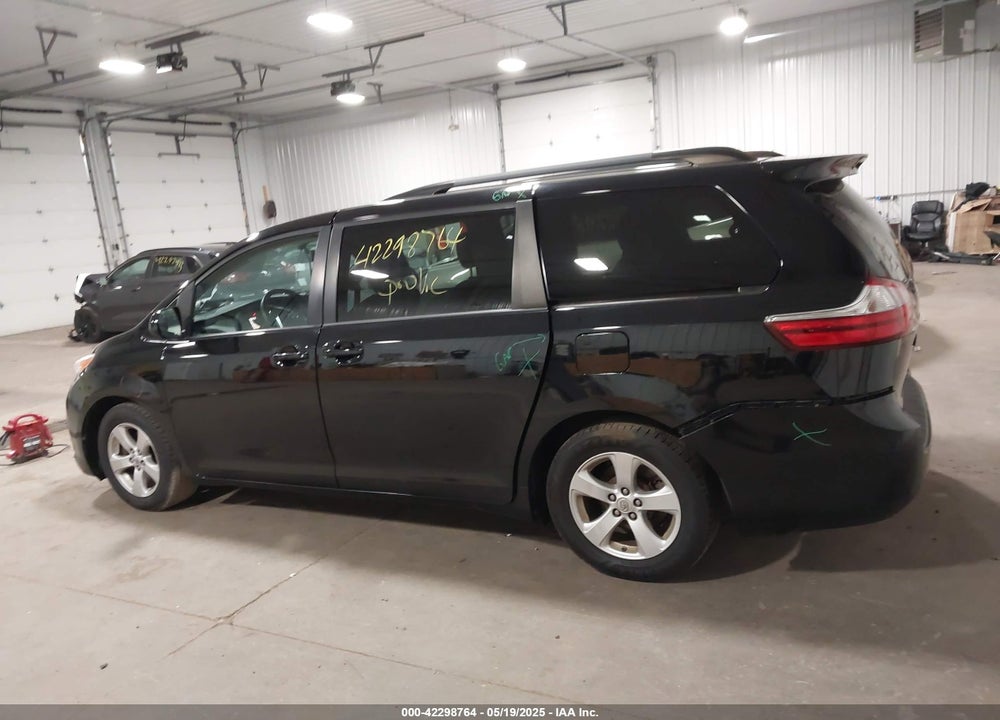 2016 TOYOTA SIENNA LE 8 PASSENGER VIN: 5TDKK3DC2GS707102