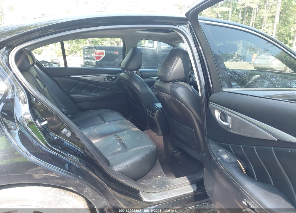 2015 INFINITI Q50 VIN: JN1BV7AR8FM420805