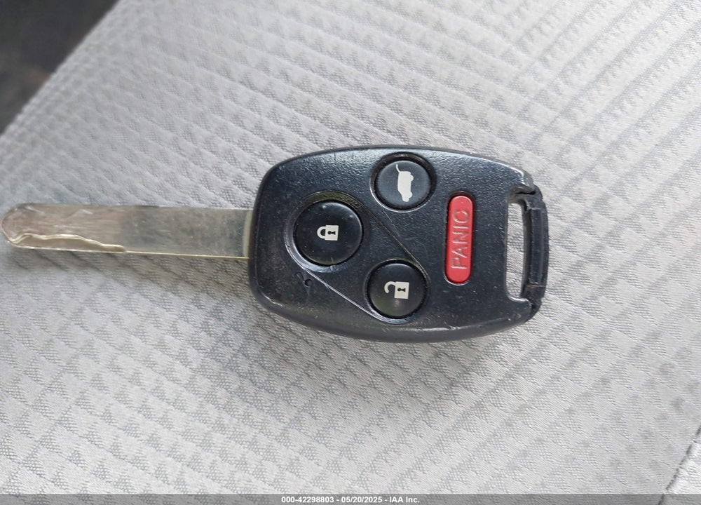 2014 HONDA PILOT VIN: 5FNYF3H24EB004215
