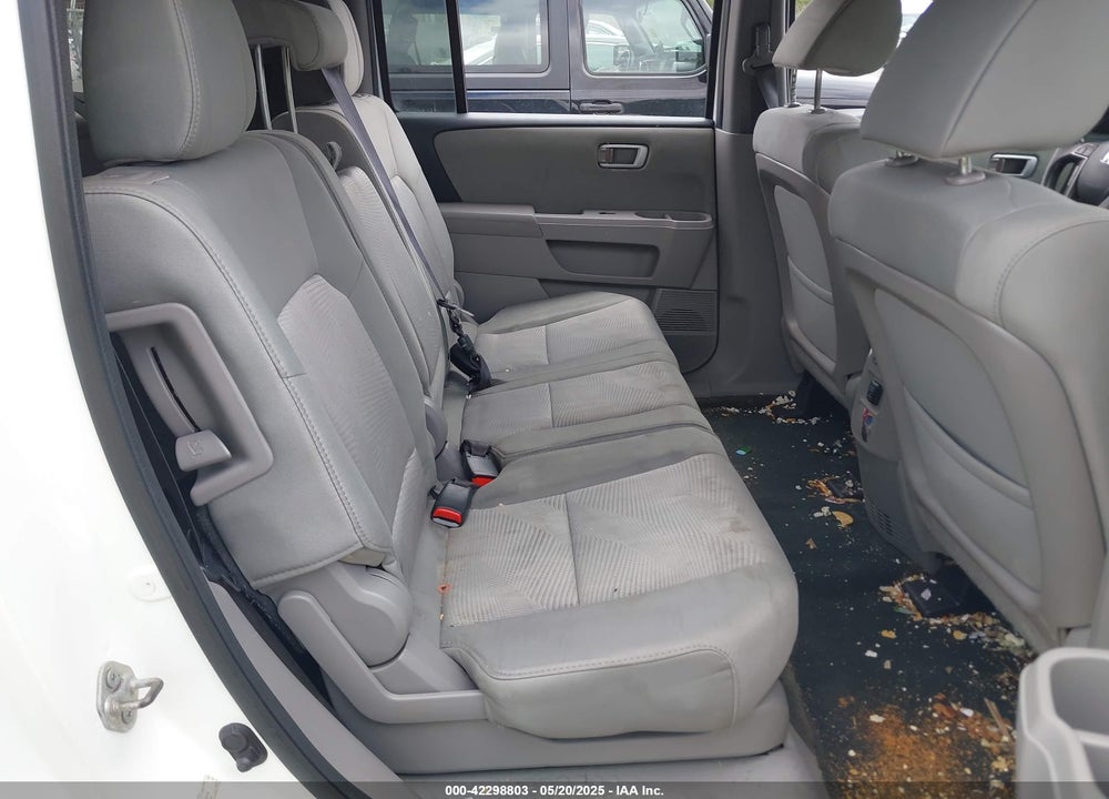 2014 HONDA PILOT VIN: 5FNYF3H24EB004215