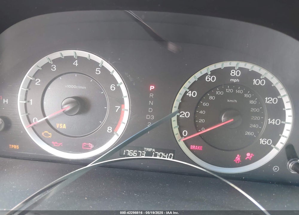 2008 HONDA ACCORD VIN: 1HGCP36818A078219