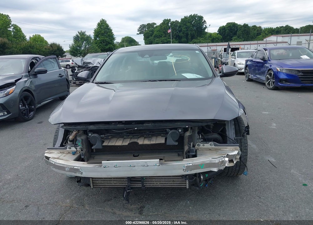 2018 HONDA ACCORD VIN: 1HGCV1F11JA206493