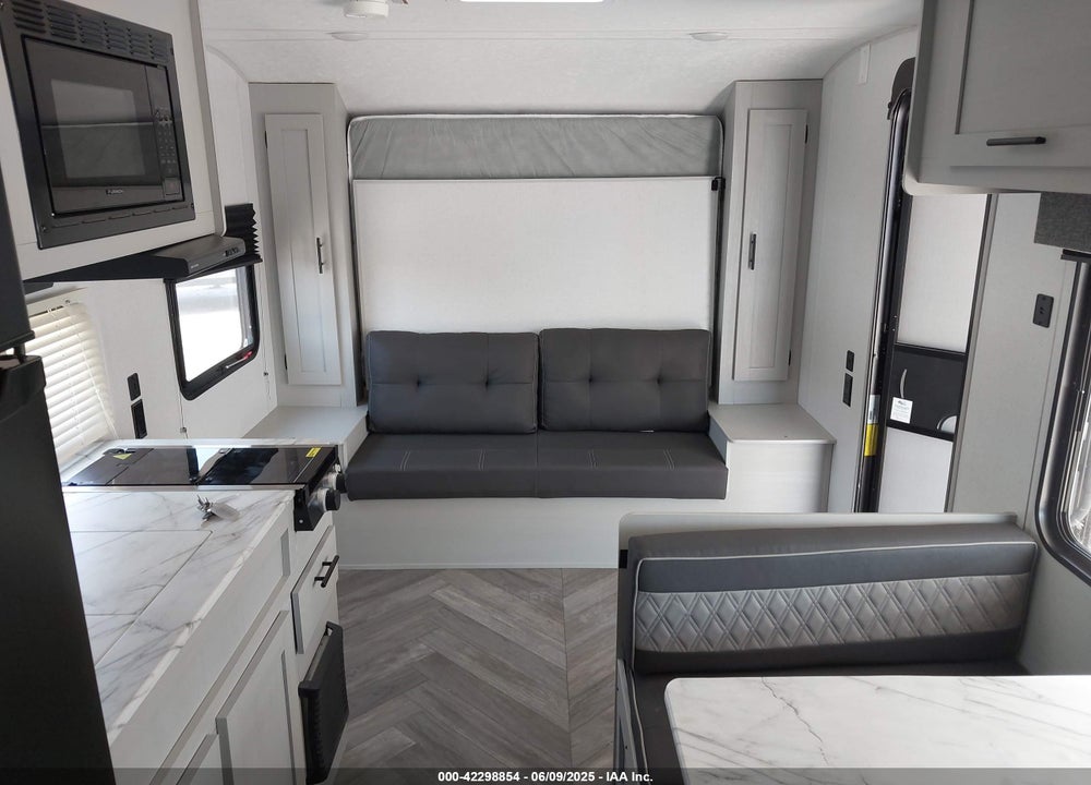 2021 FOREST RIVER SALEM FSX VIN: 4X4TSM717MY009356