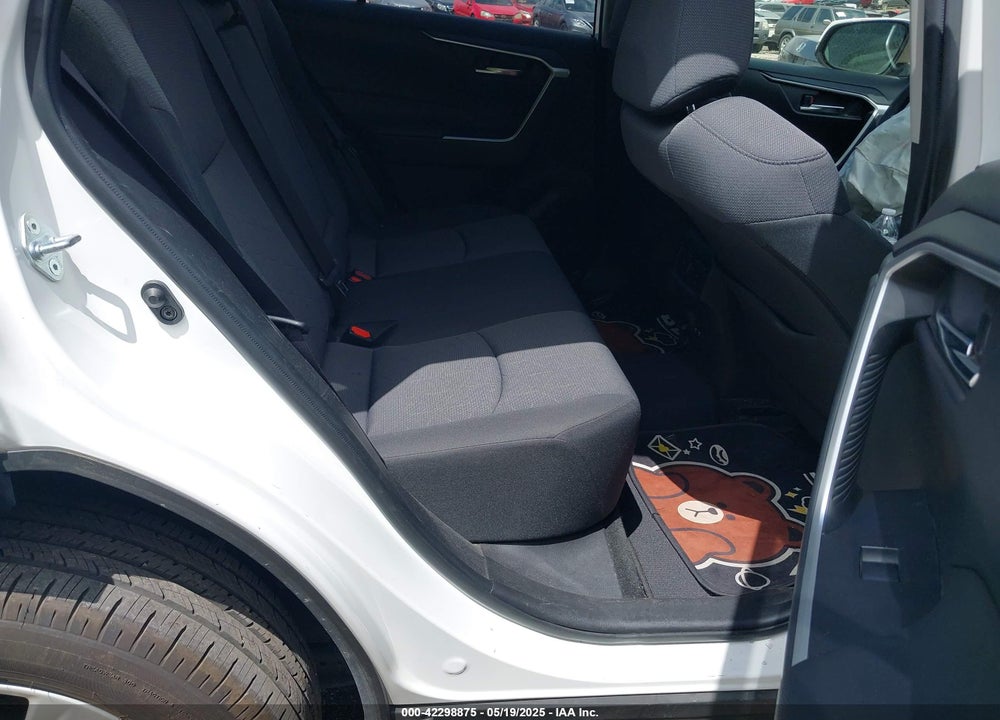 2019 TOYOTA RAV4 VIN: JTMW1RFV8KD032916