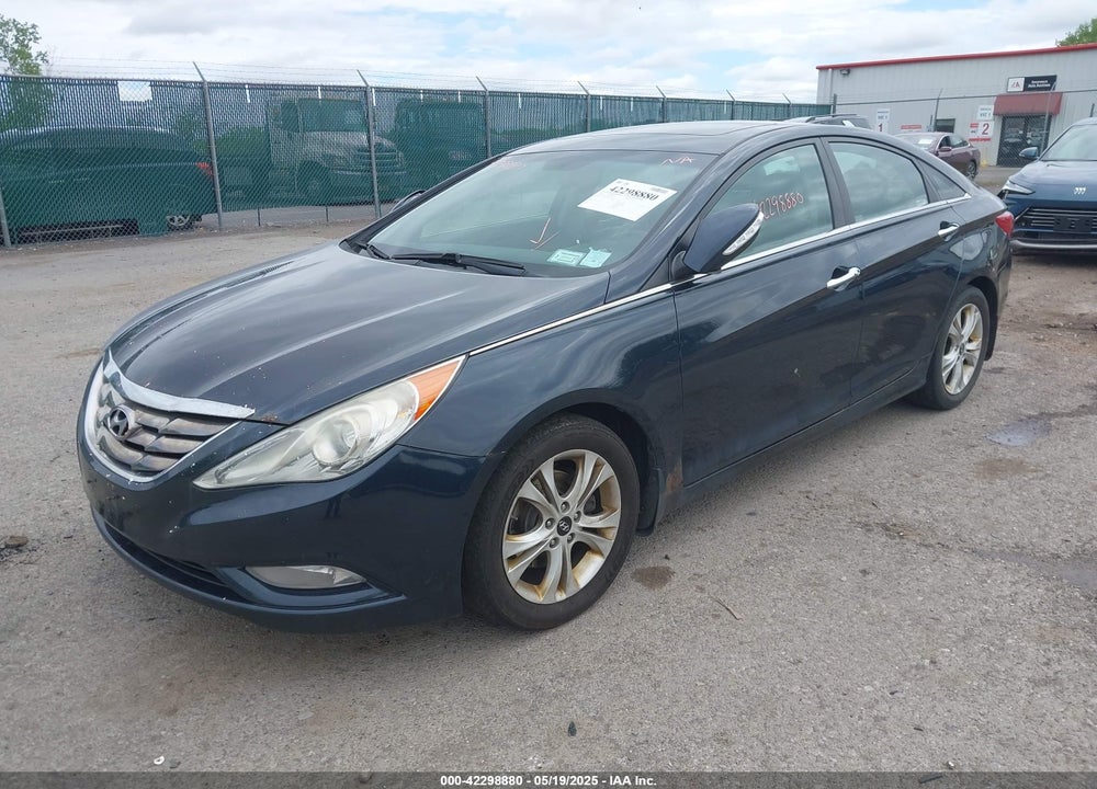 2011 HYUNDAI SONATA VIN: 5NPEC4AC9BH126053