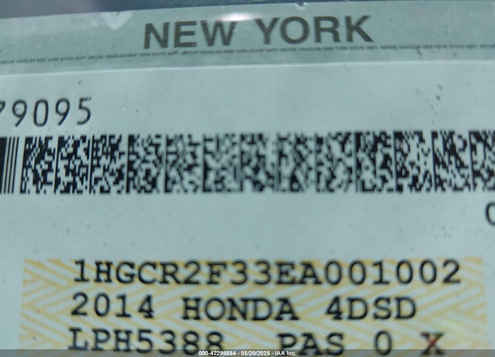 2014 HONDA ACCORD VIN: 1HGCR2F33EA001002