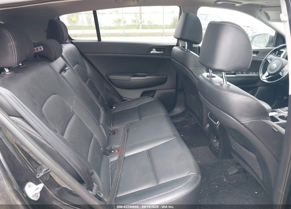 2017 KIA SPORTAGE EX VIN: KNDPNCAC4H7072137