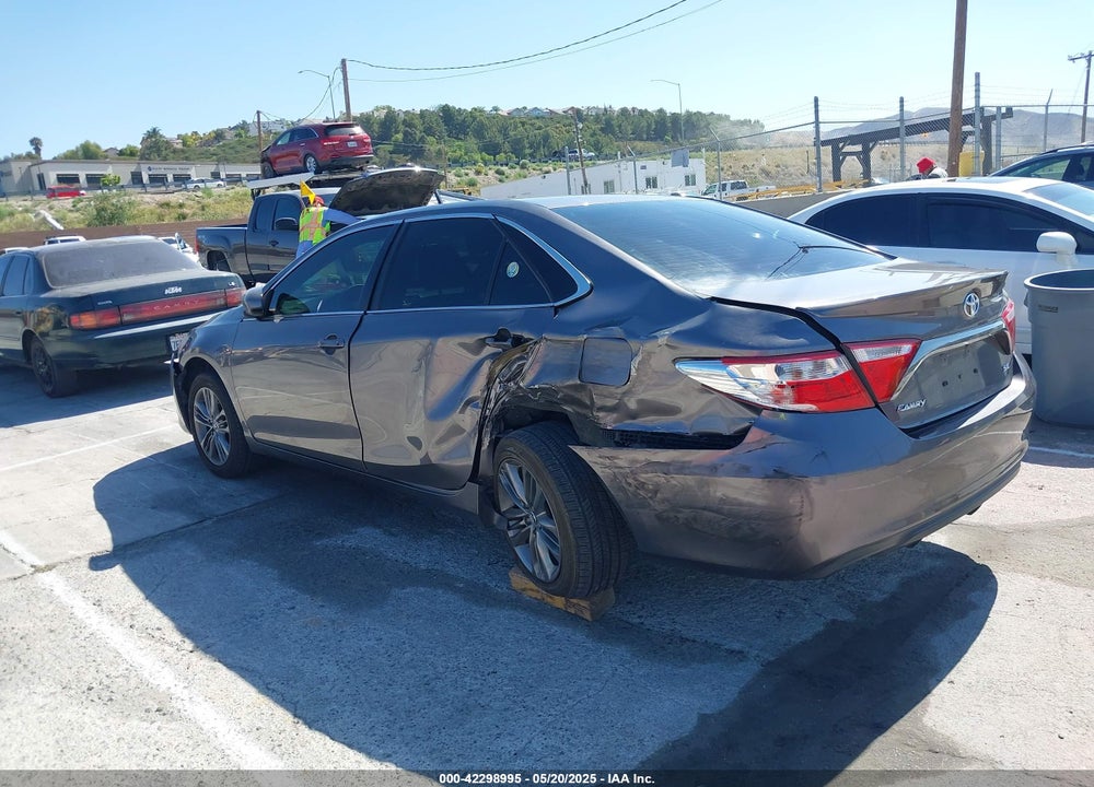 2015 TOYOTA CAMRY SE VIN: 4T1BF1FK8FU979706
